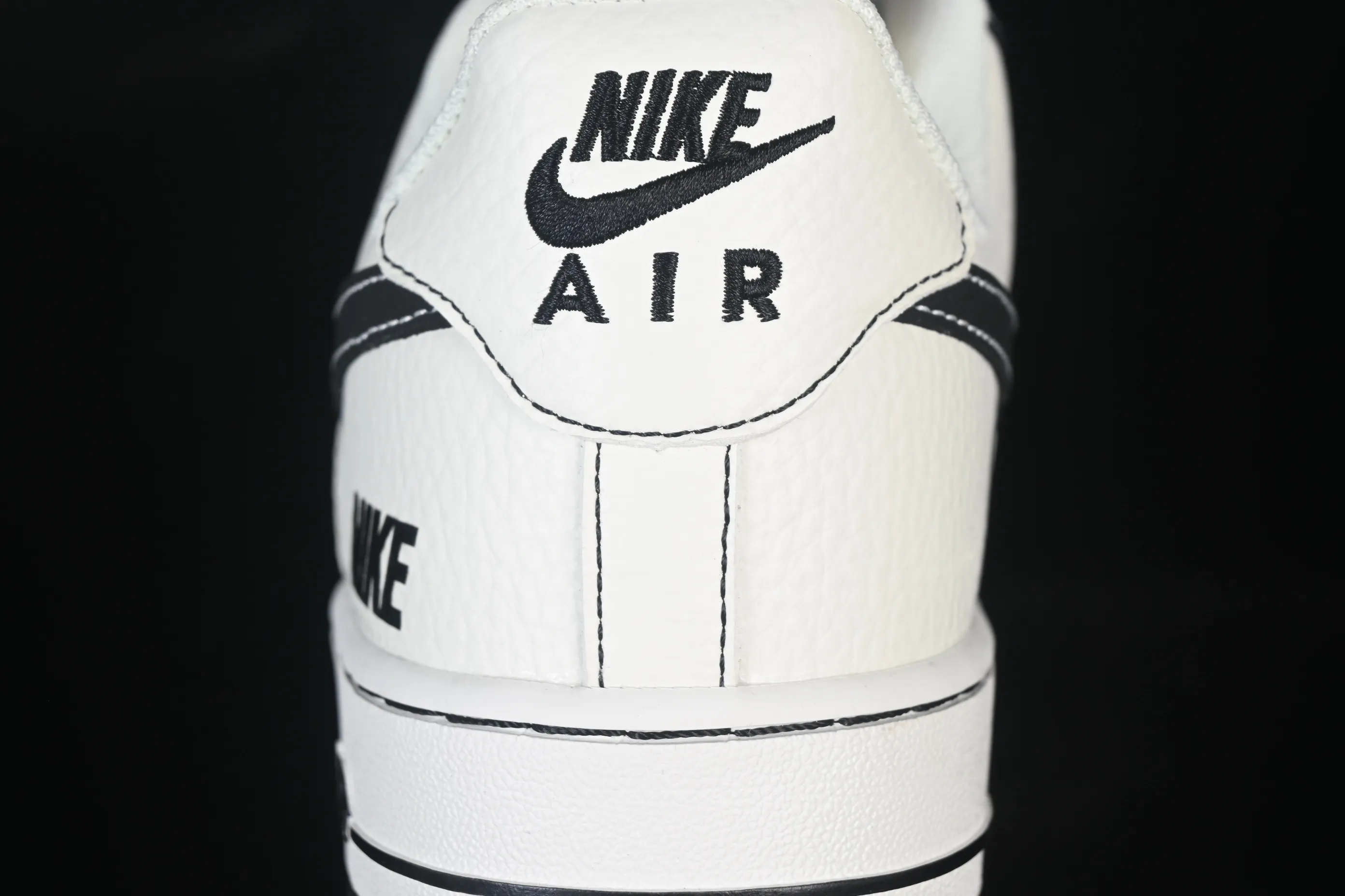 All Categories Nk Air Force 1 Air Force Series Nk Air Force 1 Low Air Force Low Nike Air Force 1'07 Low Classic Black and White Air Force One Low Casual Shoes NH0601-574